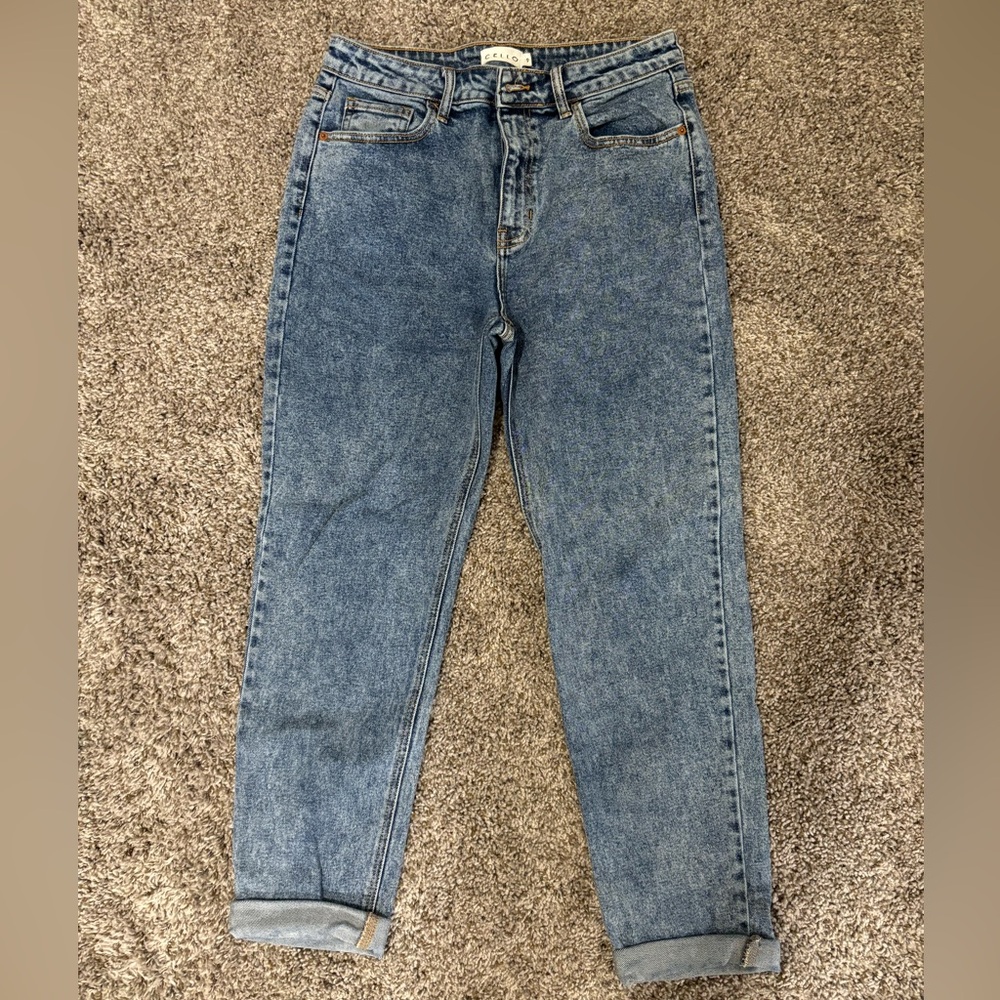 Cello High Rise Acid Wash Mom Jean, Size 9